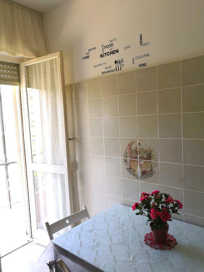 Apartament House Henry Vado Ligure Zewnętrze zdjęcie